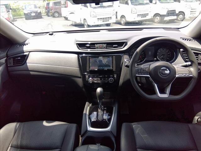 ☆ワンオーナー☆4WD☆ナビ☆Bluetooth☆バックカメラ☆エマージェンシーブレーキ☆オートライト☆コーナーセンサー☆ステアリングスイッチ☆スマートキー☆プッシュスタート☆走行4.1万☆試乗OK☆