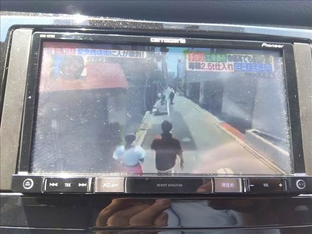 ☆ワンオーナー☆4WD☆ナビ☆Bluetooth☆バックカメラ☆エマージェンシーブレーキ☆オートライト☆コーナーセンサー☆ステアリングスイッチ☆スマートキー☆プッシュスタート☆走行4.1万☆試乗OK☆