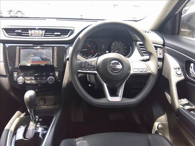 ☆ワンオーナー☆4WD☆ナビ☆Bluetooth☆バックカメラ☆エマージェンシーブレーキ☆オートライト☆コーナーセンサー☆ステアリングスイッチ☆スマートキー☆プッシュスタート☆走行4.1万☆試乗OK☆