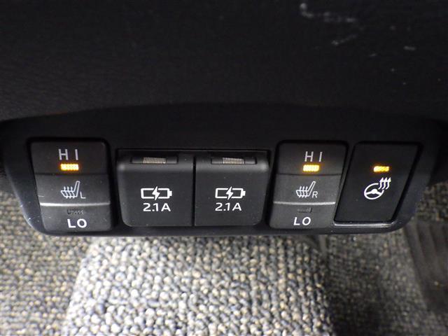 【運転席操作部】快適なドライブを楽しむための機能が装備されています！運転席から触れるので、使いやすいです！除菌プランいれていただくと、さらに清潔で安心していただけます！