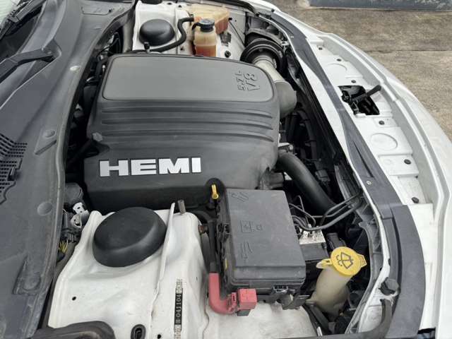 ●V8エンジン、HEMIエンジン！