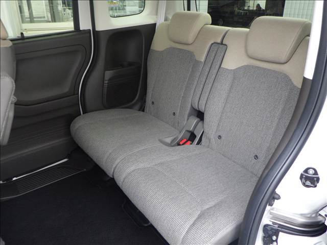 ☆自社のサービス工場（認証工場）も併設しておりますのでメンテナンスから車検までOK！損害保険資格を持つスタッフによるアドバイスもご利用下さい！