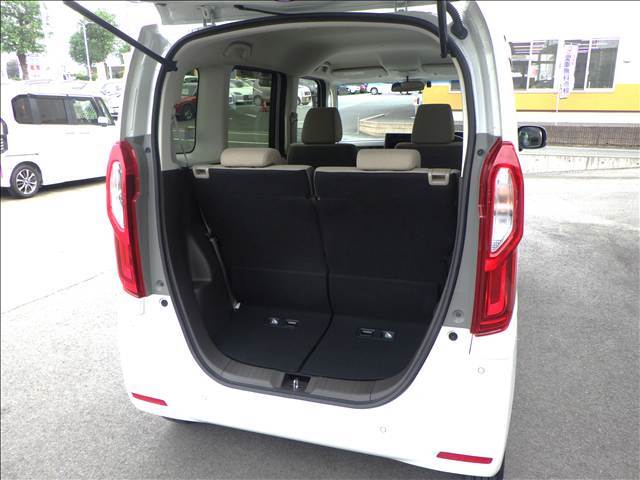 ☆当社の品質管理ではAIS検査資格を持つ8人のスタッフによる300項目以上のチェックを行い、プロの目でお客様の安心のために車輌状態をこと細かに調べあげます！