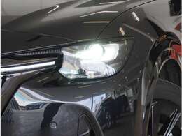【LEDヘッドライト】省電力で長寿命の明るく運転しやすいLEDヘッドランプです。明るく照らすので暗い夜道からお客様を守ってくれます。お近くの広島マツダまでお越しください。