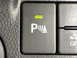 【コーナーセンサー】バンパーに付いたセンサーが障害物を検知！一定の距離に近づくとアラートで教えてくれます♪狭い駐車スペースや車庫入れ時も安心ですね☆