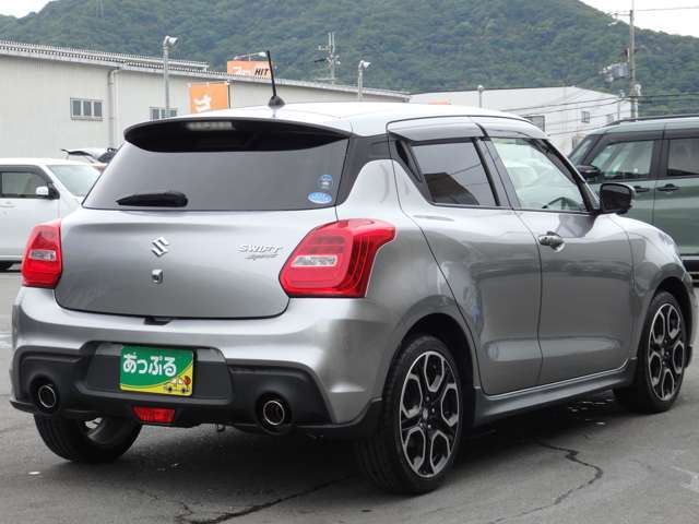 中古車選びで不安な故障リスク。もしもの時も安心な保証（ロードサービス無料走行距離無制限・最長5年・395項目の部品）をご用意しております。故障率の高い電装部品から先進のハイブリッド機構も保証！