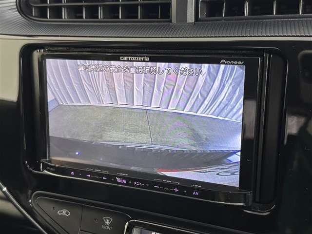バックモニター付きで駐車も安心です