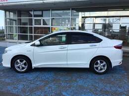 ハイブリッドで走り燃費も期待できます