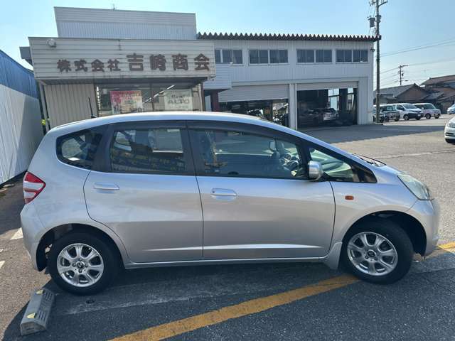 こちらのお車が気になった方は、お気軽にお問い合わせ下さい！！E-Mail:yossies2@cyber.ocn.ne.jp