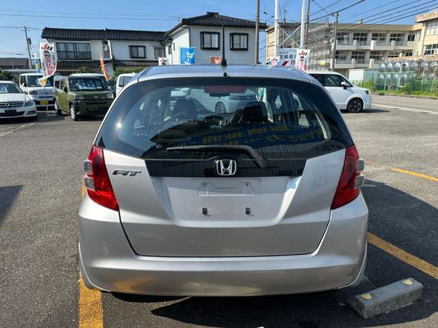 このお車の支払総額は富山市内の方へ販売した場合の価格となりますので、市外の方は当社へお問い合わせ下さい。E-Mail:yossies2@cyber.ocn.ne.jp