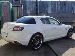 ワークエモーションホイール付き♪ロックナットも付属します。他はマフラーや足回りなどノーマル車になります。
