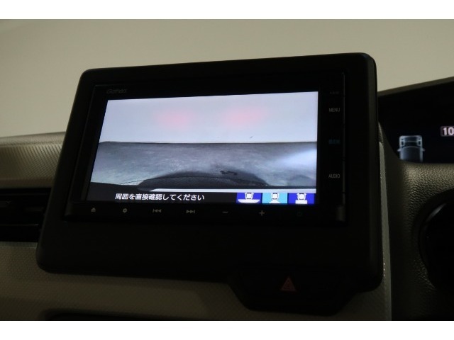 ◆◆バックカメラの画像です。車庫入れの安心感がアップしますね☆