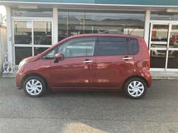 選べる延長保証もご用意。無料保証期間1年に安心をプラスする1年または2年延長保証（有償）がお選びいただけます。もちろんん走行距離無制限です。