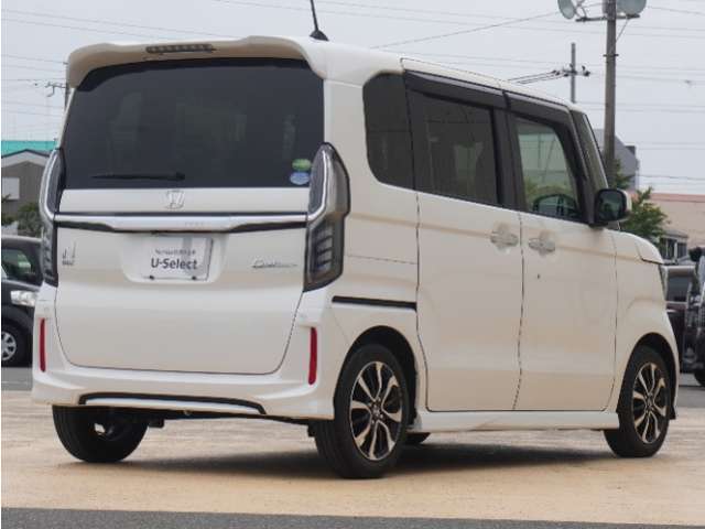 お立ち寄りいただく際は、事前にご連絡をお願いします。お目当てのお車が商談中や売約となることもございます。ご確認いただいてから、お立ち寄りください。