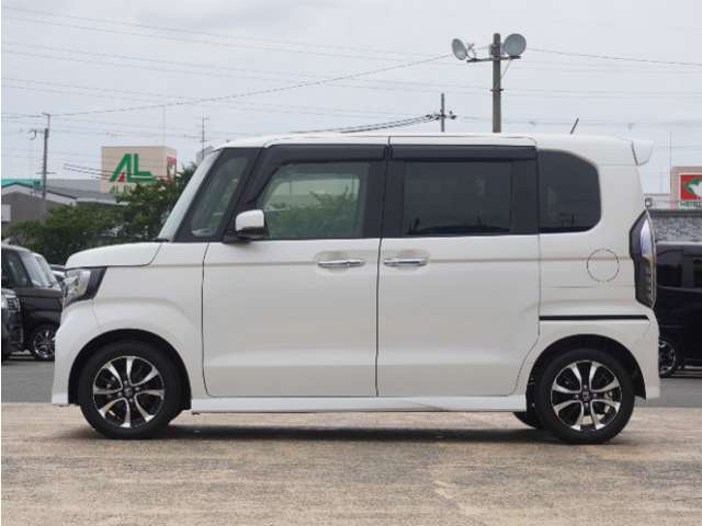 ◆法定整備実施◆Honda認定中古車の整備基準にもとづく整備を実施いたします。法定点検の整備に加え、Honda独自のプラスアルファー点検整備を実施。基準を満たしていない消耗部品を交換いたします。