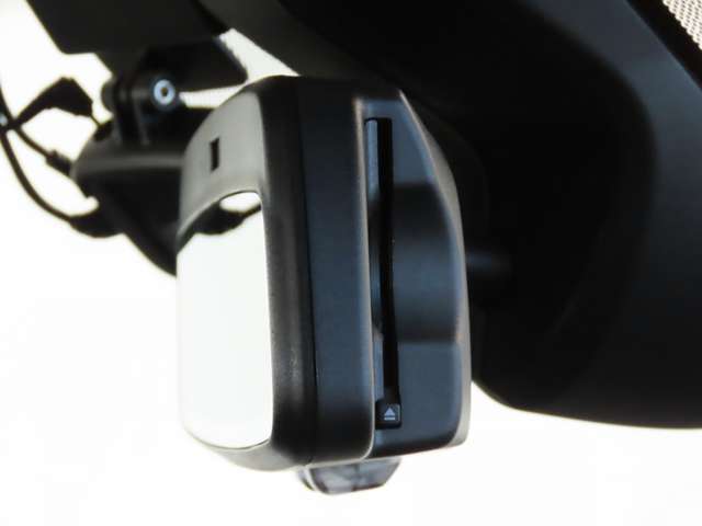 ルームミラー内蔵ITSスポット対応DSRC（ETC2.0）車載器