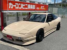 こちらの車両は少し離れた（約1時間）駐車場で保管しておりますので、ご来店には予約制とさせていただいております。出来れば前日までにご連絡いただきますと、スムーズご案内出来ますので宜しくお願い致します。
