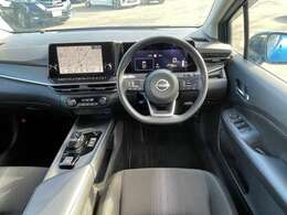 窓ガラスが大きく車両感覚も掴みやすいお車ですので安心してお乗りいただけます。