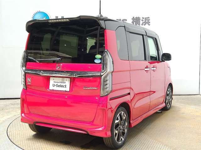 こちらのおクルマは当店指定整備工場で車検を2年取得して納車いたします。