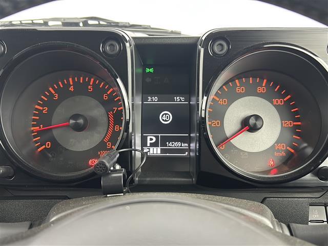 【スピードメーター】メーターがシンプルで見やすく運転しやすいですね！
