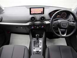 操作性の高いインテリア！MMIナビゲーションシステムやAudi connect、アウディスマートフォンインターフェイス等、利便性の高いインフォテインメントシステムを搭載。