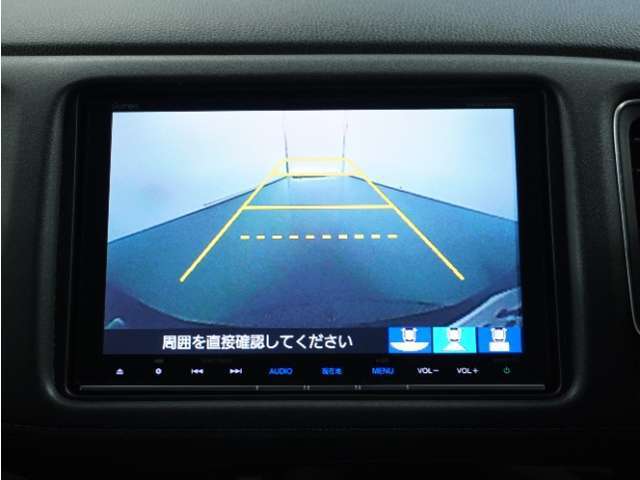 ◆バックカメラ◆リバースにするだけで映ります、後方の安全確認や、狭い駐車場での車庫入れ、雨の日や夜間など視界の悪い時に便利です！安全にバックする為には欠かせない装備です。