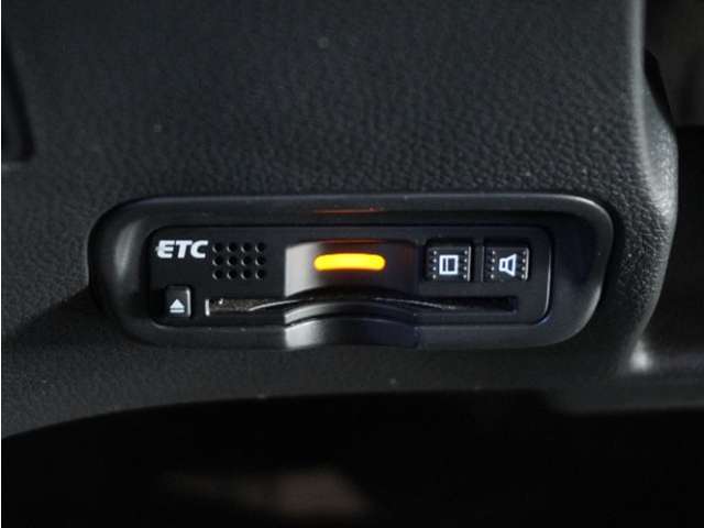今や必需品の◆ETC車載器　装備車◆　有料道路を利用する際にスムースに通過でき、わずらわしい料金支払いから開放されます！