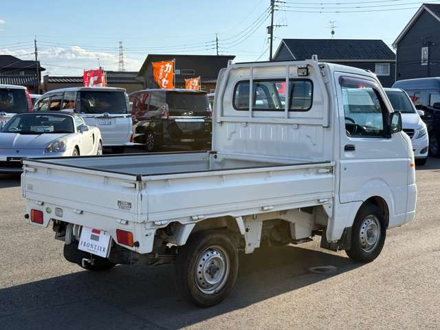 実績と技術のある国家資格保有整備士が常駐しております☆納車前点検整備はもちろん、一般整備から車検整備までお任せください！