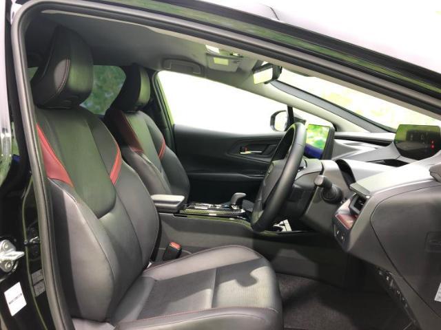 「この車の写真をもっと見たい」「状態が気になる」「この装備はついている？」どんな小さな疑問でもお気軽にお問い合わせください！