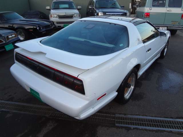 オートワールド ポンティアック 1991年 1996年 トランザム G