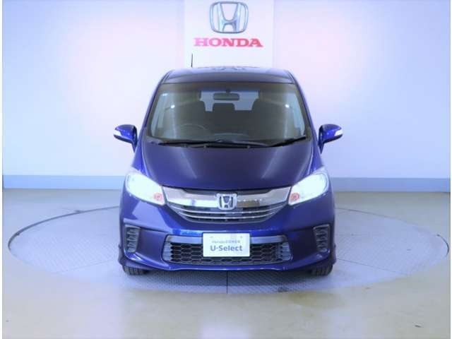 「自動車保険」と「あんしん特典」がひとつになったHondaのお店ならではの保険プランです。お客様のカーライフにより一層の安心をプラスします。