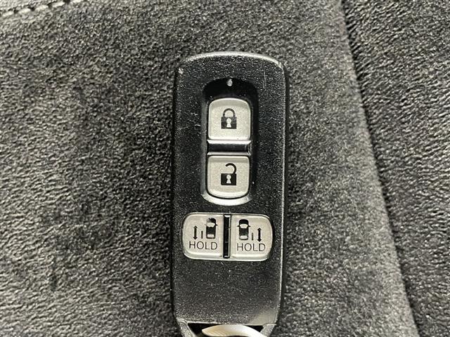 【付属品】このクルマ限定で使える装備品が付いています！使い方などはぜひ実際に店舗にお越しいただき、専門スタッフにお尋ねください！