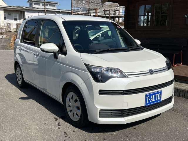 当店では、デジタル化が進む自動車に対応出来るテスターを完備しております。一般整備から車検まで、自動車のことなら何でもお任せ下さい。経験豊富なスタッフが随時対応致します。