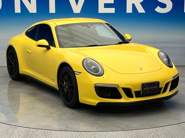 ネクステージでは国産販売店、輸入車販売店、輸入車正規ディーラー、買取店等様々なチャンネルの店舗から皆様のカーライフをご提案、ご提供させていただく事が可能です。