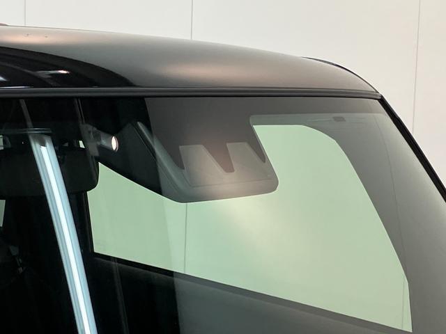 品質へのこだわり！フロアマットやシートなど車内をキレイに清掃し、ニオイや汚れなどを徹底的にクリーニングしてもらっております。室内はピカピカです☆
