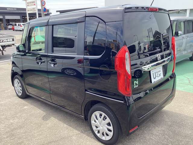 当店では、ご納得して購入いただけるよう現車を確認できるお客様への販売に限らせていただいております。