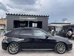 車検・整備・板金・メンテナンス・ドレスアップ・カスタム・お車の事なら何でも当店にお任せください！！
