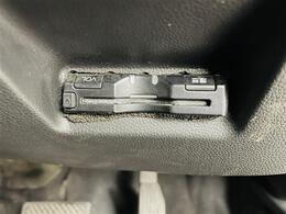 【ETC】有料道路を利用する際に料金所で停止することなく通過できる、ETC車載器（ノンストップ自動料金収受システム機器）が装備されています。セットアップを行うことで利用可能になります。