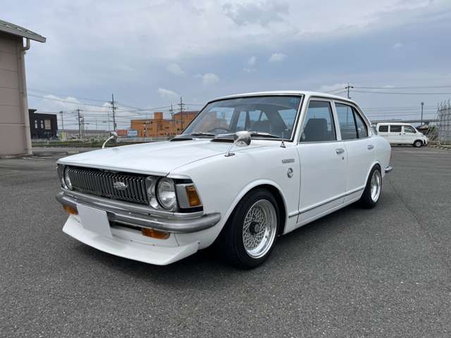 ローダウン、フロント車高調、リアリーフにて落としています