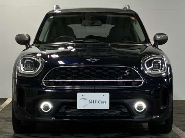 外装色はエニグマティックブラック。