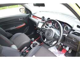 ●SMSでリモート商談用URLを送信させていただきLIVE動画にてお車を確認頂きます！当店からのライブ映像をみながら商談させていただきます。ご相談をしながらでのお見積もりもその場で御提示させて頂きます。