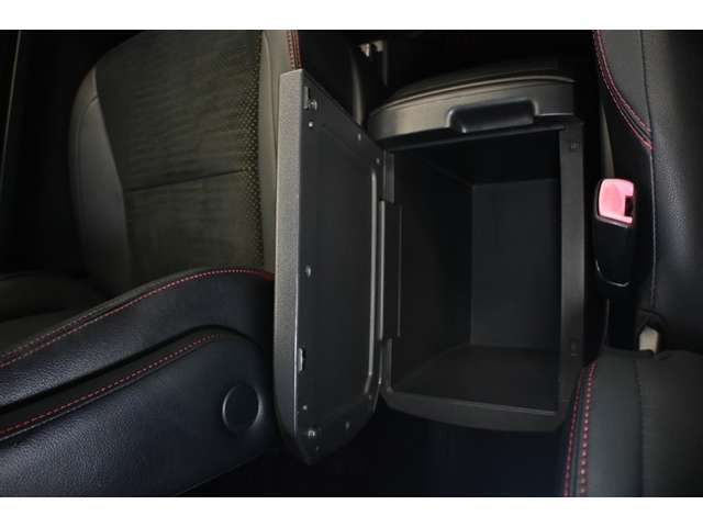 収納場所が豊富で室内もスッキリ！