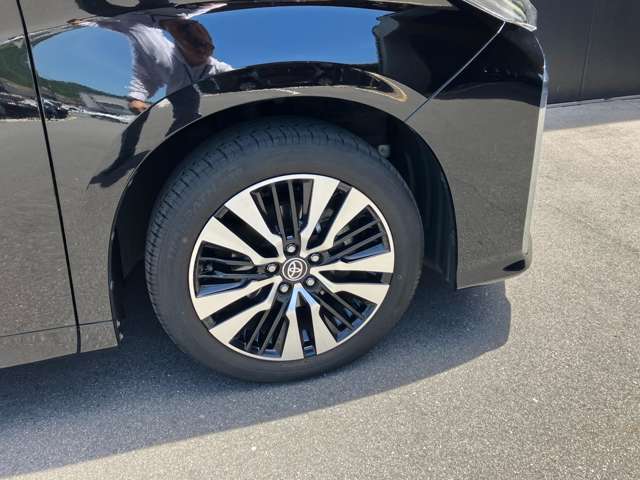 トヨタロングラン保証付きです。（対象項目：約60項目・5000部品）が対象です。全国のトヨタ系ディーラーで保証修理が可能です。