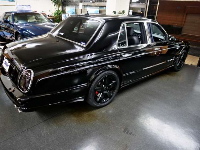 ベントレー アルナージ T 2006年 5.9万キロ (東京都) シーザー