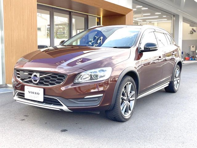全国のVOLVOからお取り寄せが可能※！遠方の店舗に展示してあるクルマが気になる場合も、最寄りの店舗でご購入ただくことが可能です！是非私たちに要望をお聞かせください！※別途費用