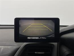 【バックモニター】後ろのカメラの映像をモニターに映し出すことができます！後方の見えない死角や、障害物との距離感をしっかり確認することができます！駐車が苦手な方におすすめです。