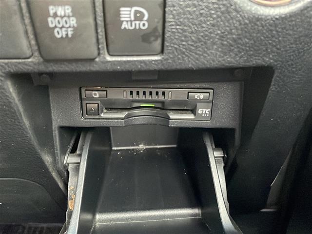 もしも事故に巻き込まれた時に目撃者がいなかったら…危険なあおり運転に遭遇したら...そんな時の役に立つドライブレコーダーも取り扱っております！※別途有料です。