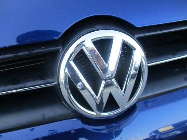 エンジン、ミッションなど金額の大きな箇所も無料修理♪代車もご用意！☆自社保証☆安心3ヶ月間の無料保証付。カーセンサーアフター保証も有り☆1年～2年更新保証もご用意有ります。輸入車は1年保証～有償のみです。