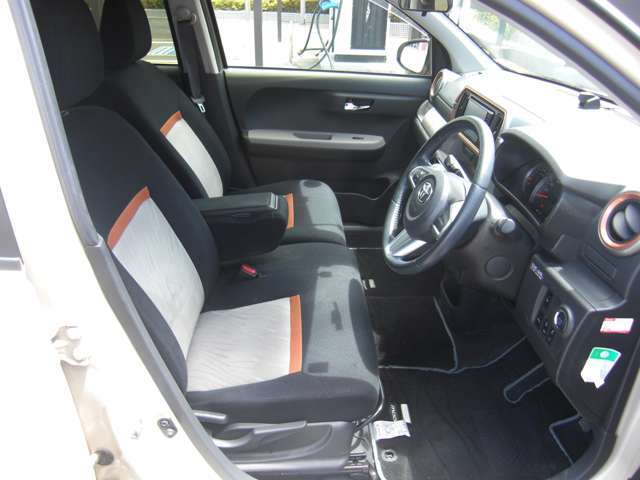 運転席側からの画像です。