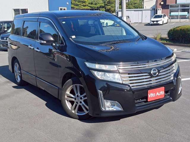 当店はご予約優先となります。特に週末お客様のご来店が多く店内が非常に混み合っており突然のご来店になりますと充分なご対応が出来ない場合がございます。事前にお電話または公式LINEにてご予約下さい！